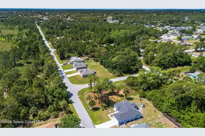 894 Underhill Avenue SE, Palm Bay, FL 32909 - Photo 9