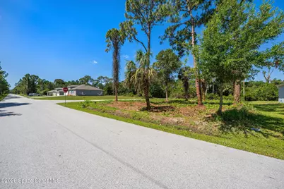 894 Underhill Avenue SE, Palm Bay, FL 32909 - Photo 23