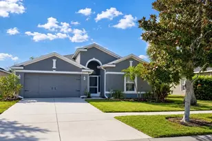 705 Griffen Heights Ct, Ruskin, FL 33570 - Photo 1