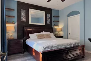 705 Griffen Heights Ct, Ruskin, FL 33570 - Photo 3