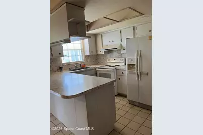 602 Desoto Lane, Indian Harbour Beach, FL 32937 - Photo 3