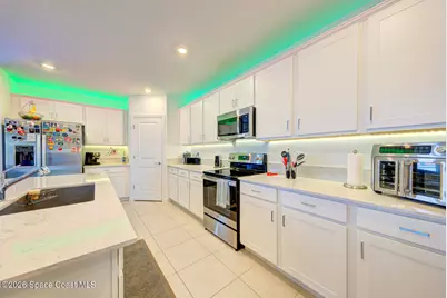 712 Papillon Street SW, Palm Bay, FL 32908 - Photo 13