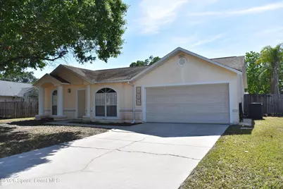 640 Murset Avenue SE, Palm Bay, FL 32909 - Photo 1