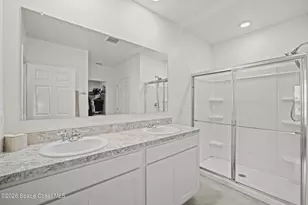 1036 Dugan CIR SE, Palm Bay, FL 32909 - Photo 17