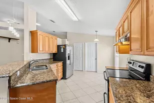 4211 Swanna Dr, Melbourne, FL 32901 - Photo 19