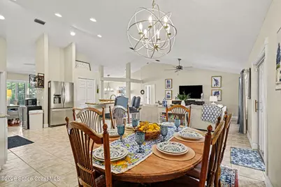 498 Lake Victoria Circle, Melbourne, FL 32940 - Photo 11