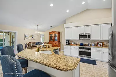 498 Lake Victoria Circle, Melbourne, FL 32940 - Photo 9