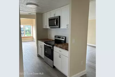 911 Hyacinth Circle, Barefoot Bay, FL 32976 - Photo 3