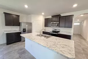 287 Guinevere Dr SW, Palm Bay, FL 32908 - Photo 3