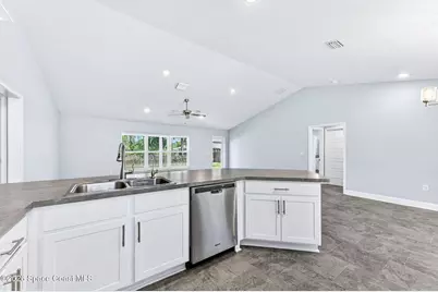 717 Gelaso Street SW, Palm Bay, FL 32908 - Photo 17