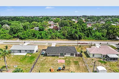 2140 Fallon Boulevard NE, Palm Bay, FL 32907 - Photo 5
