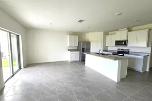 4925 Amasa Cir, Melbourne, FL 32904 - Photo 3