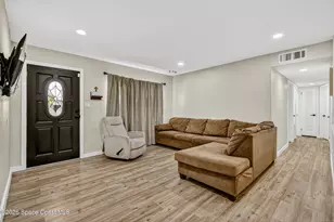 1395 Ashwood Dr, Melbourne, FL 32935 - Photo 5
