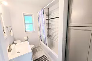 484 Poinciana Dr, Melbourne, FL 32935 - Photo 17