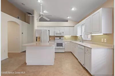 741 Indian Oaks Drive, Melbourne, FL 32901 - Photo 3