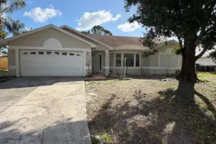 649 Evergreen St NE, Palm Bay, FL 32907 - Photo 9