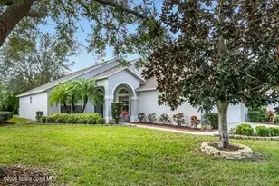 2071 12 Oaks Dr SE, Palm Bay, FL 32909 - Photo 15