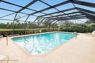 2071 12 Oaks Dr SE, Palm Bay, FL 32909 - Photo 9