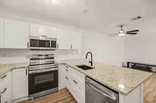 1011 Abada Ct NE, Palm Bay, FL 32905 - Photo 7