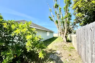 462 Port Malabar Blvd NE, Palm Bay, FL 32905 - Photo 5