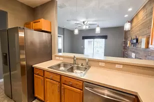 1015 Venetian Dr, Melbourne, FL 32904 - Photo 7