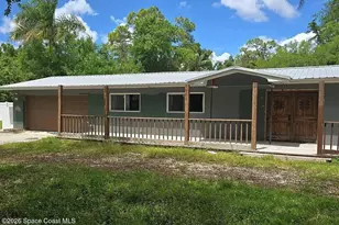 52 W North Shore Ave, North Fort Myers, FL 33917 - Photo 1
