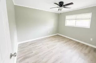 782 Americana Blvd NE, Palm Bay, FL 32907 - Photo 9