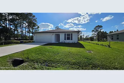 558 Tasco Avenue SW, Palm Bay, FL 32908 - Photo 1