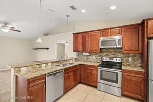 2857 Foxglove Ave SW, Palm Bay, FL 32908 - Photo 9