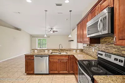 2857 Foxglove Avenue SW, Palm Bay, FL 32908 - Photo 7