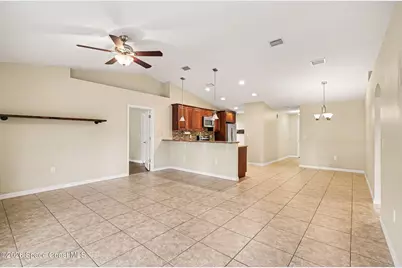 2857 Foxglove Avenue SW, Palm Bay, FL 32908 - Photo 5
