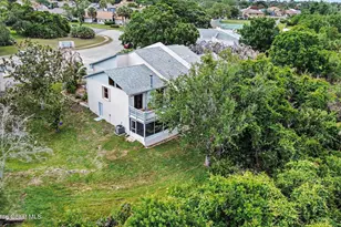 3431 Cove Ct, Melbourne, FL 32935 - Photo 3