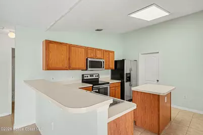 380 Sheridan Avenue, Satellite Beach, FL 32937 - Photo 7