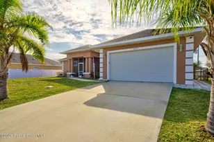 462 Gancedo St SW, Palm Bay, FL 32908 - Photo 7