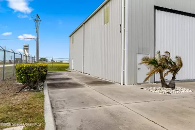 805 Tower Access Road #201, Melbourne, FL 32901 - Photo 9