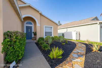 2049 Caledonia Place, Melbourne, FL 32940 - Photo 3