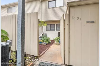 8191 Trafalgar Square, Jacksonville, FL 32216 - Photo 3