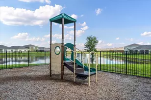 925 Dugan CIR SE, Palm Bay, FL 32909 - Photo 31