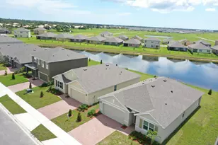 925 Dugan CIR SE, Palm Bay, FL 32909 - Photo 9