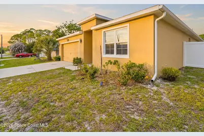 104 Carmelite Avenue NW, Palm Bay, FL 32907 - Photo 3