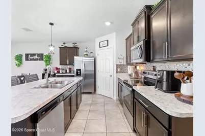 104 Carmelite Avenue NW, Palm Bay, FL 32907 - Photo 11