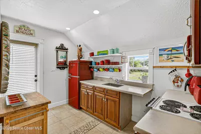 1102 Hyde Park Lane, Melbourne, FL 32935 - Photo 27
