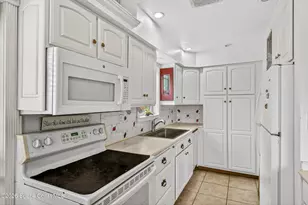 1102 Hyde Park Ln, Melbourne, FL 32935 - Photo 7