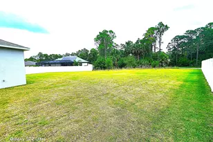 988 Corbin Cir SW, Palm Bay, FL 32908 - Photo 5