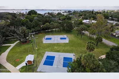 320 Palm Court, Indialantic, FL 32903 - Photo 9