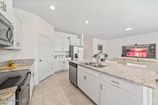 2193 Capital Dr SE, Palm Bay, FL 32909 - Photo 15