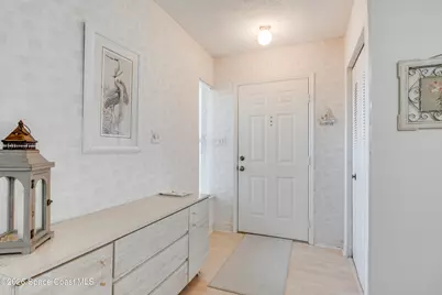 361 N Grove Isle Circle, Vero Beach, FL 32962 - Photo 9