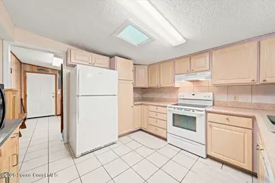 241 Avenida Central, Indialantic, FL 32903 - Photo 5