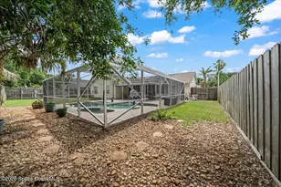 3320 Lakeview Cir, Melbourne, FL 32934 - Photo 9