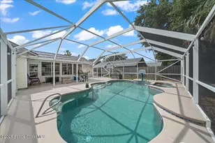 3320 Lakeview Cir, Melbourne, FL 32934 - Photo 3